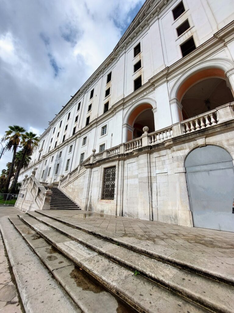 Ospedale L'Albergo Reale dei Poveri: A Bourbon Charitable Institution in Naples 3 Ospedale L'Albergo Reale dei Poveri