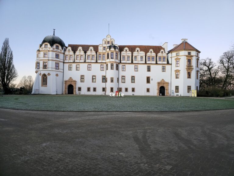 Celle Castle: A Welf Dynasty Residence in Germany