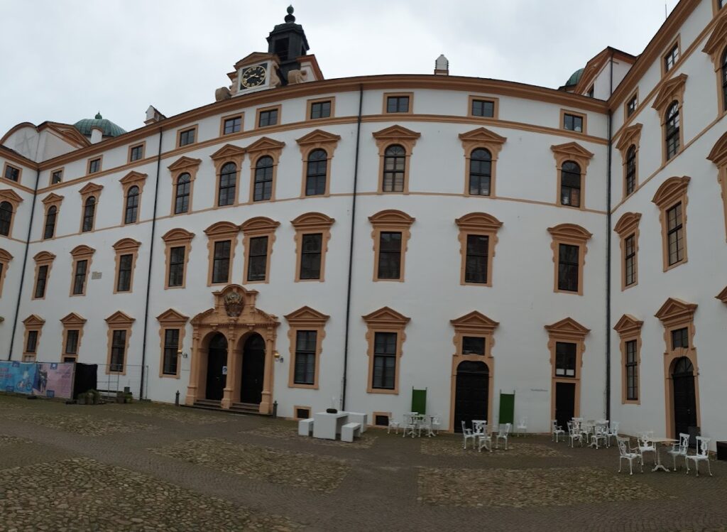 Celle Castle: A Welf Dynasty Residence in Germany 4 Celle Castle