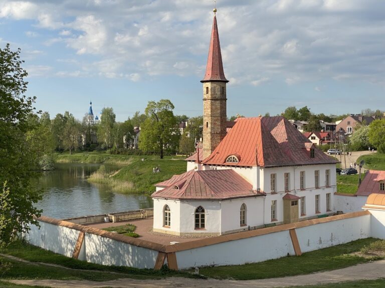 Priory Palace, Gatchina: Imperial Priory‑Style Residence and Museum
