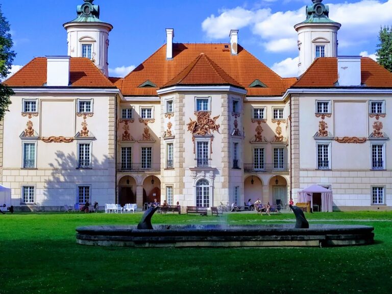 Bieliński Palace in Otwock Wielki: A Baroque Aristocratic Residence in Poland