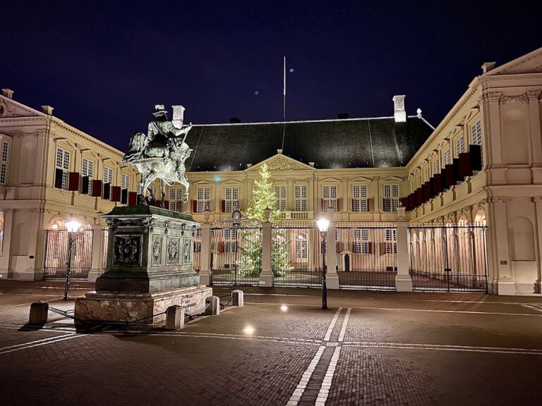 Noordeinde Palace: The Dutch Monarch’s Working Palace in The Hague