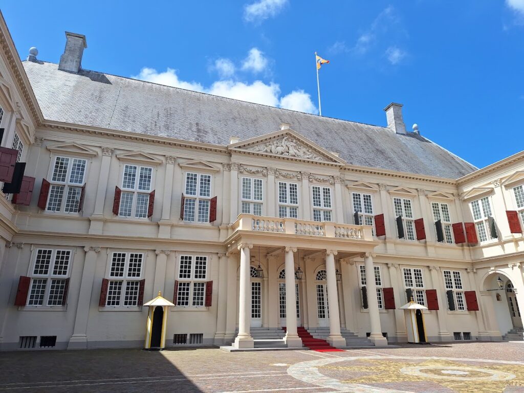 Noordeinde Palace: The Dutch Monarch’s Working Palace in The Hague 2 Noordeinde Palace