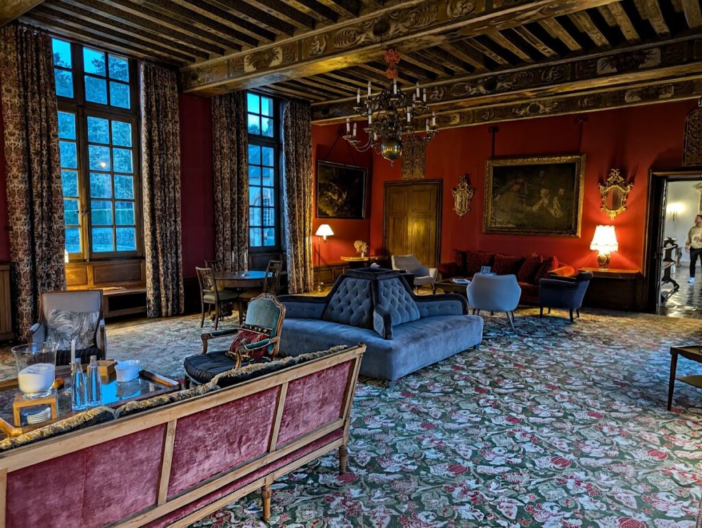 Château des Mesnuls: A Renaissance and Louis XIII Château in France 5 Château des Mesnuls