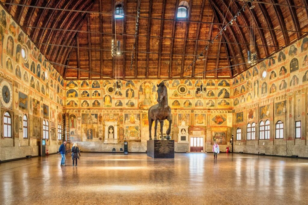 Palazzo della Ragione: Padua’s Medieval Palace of Justice and Market 2 Palazzo della Ragione