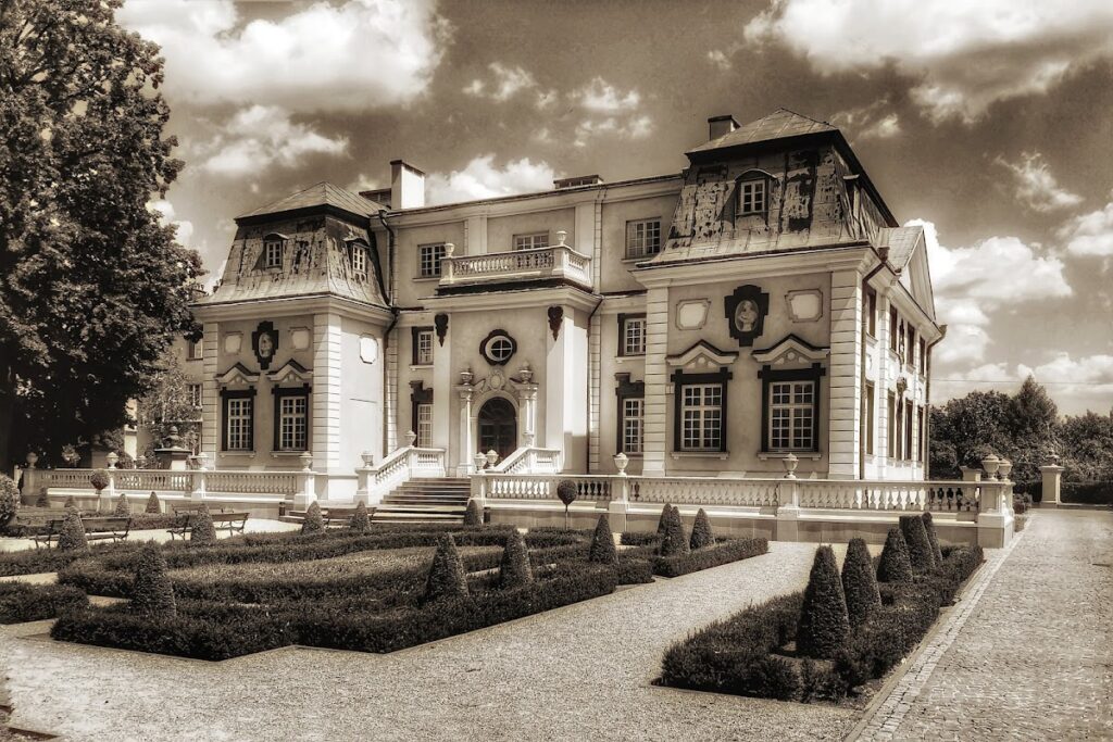 Sommerschloss Rzeszów: A Late-Baroque Pleasure Residence in Poland 3 Sommerschloss Rzeszów