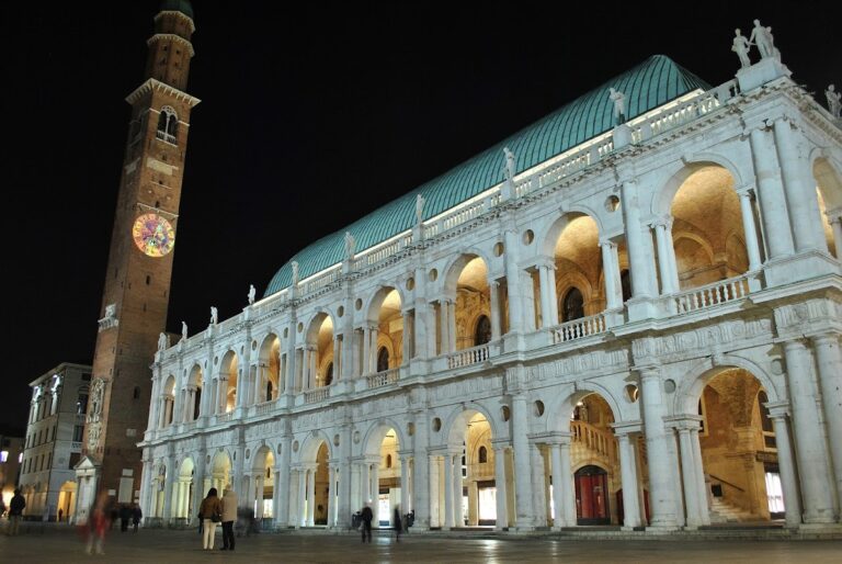 Basilica Palladiana: Vicenza’s Renaissance Civic Building