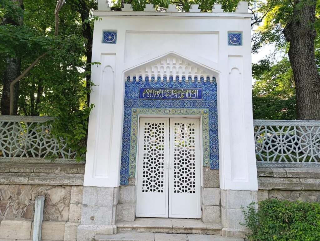 Emir of Bukhara House: A Former Summer Residence in Zheleznovodsk 3 Emir of Bukhara House
