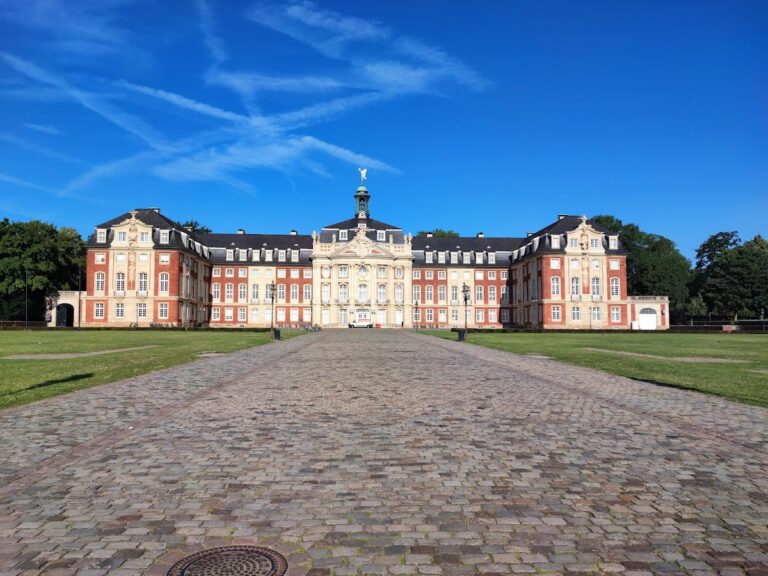 Schloss Münster: The Former Prince-Bishops’ Residence and University Building