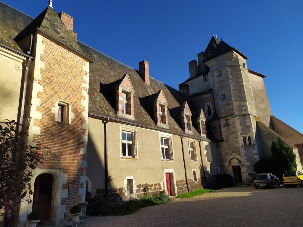 Château de Béthune: A Medieval Castle Transformed into a Renaissance Château 2 Château de Béthune