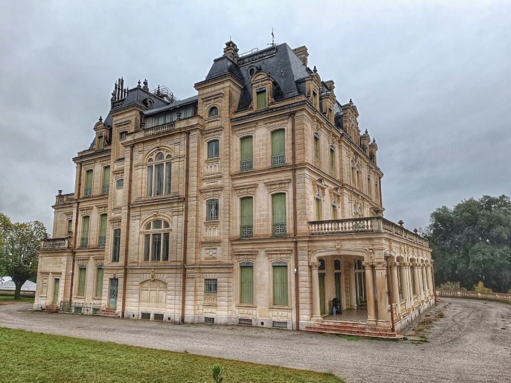 Château d'Aubiry: An Eclectic Neo-Baroque Residence in France 4 Château d'Aubiry