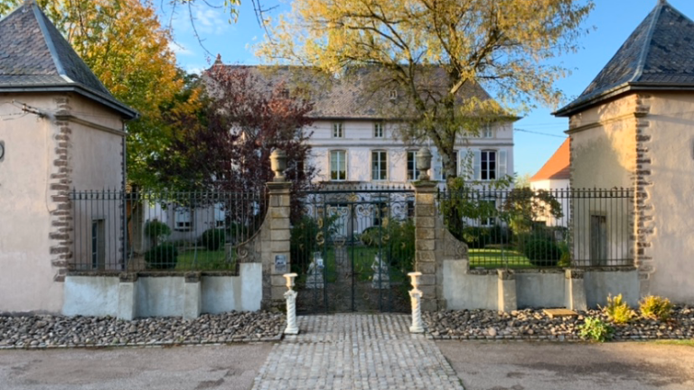 Château de Failloux: A Historic Manor Estate in Jeuxey, France