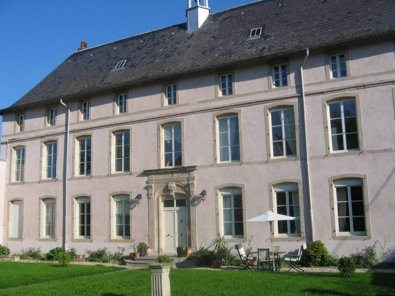 Château de Failloux: A Historic Manor Estate in Jeuxey, France
