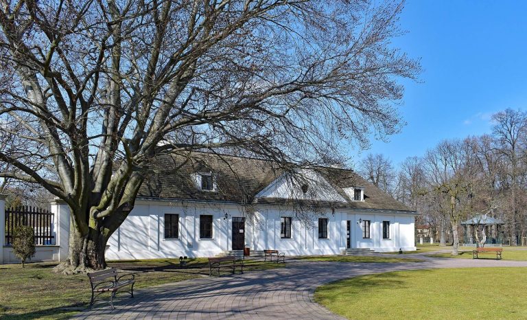 Białoprądnicki Manor House: A Renaissance Episcopal Residence in Kraków