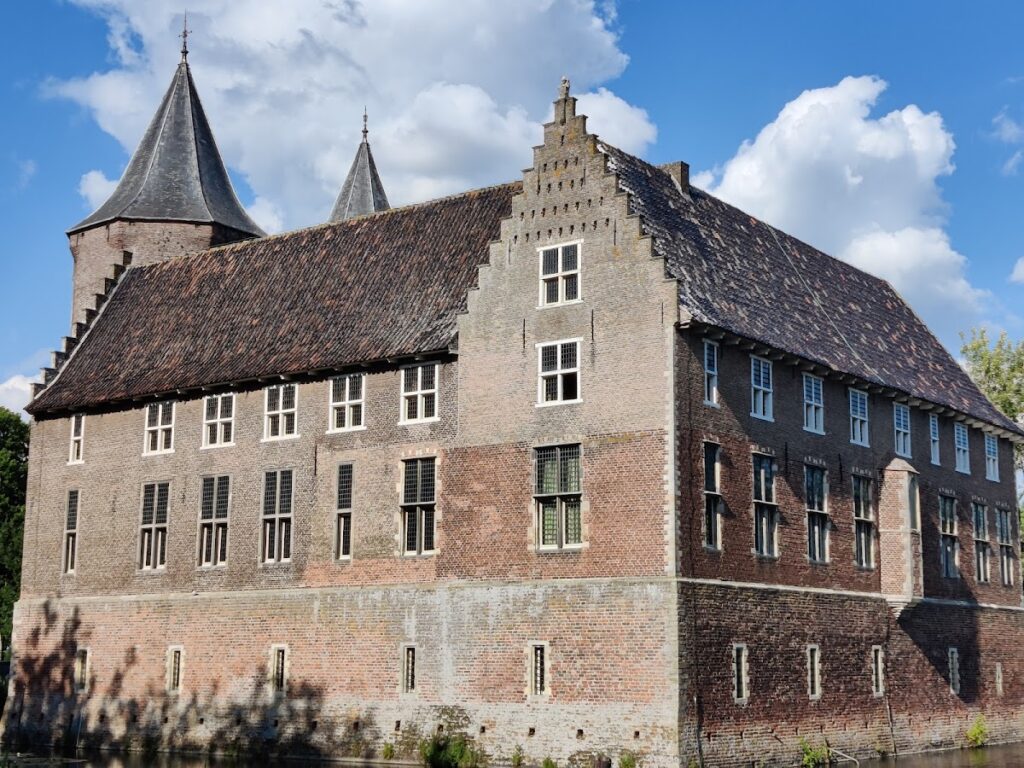 Dussen Castle: A Medieval Water Castle in the Netherlands 2 Dussen Castle