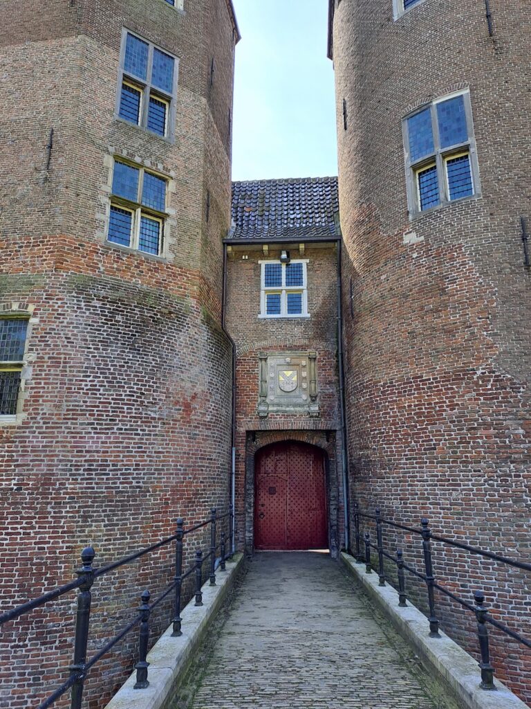 Dussen Castle: A Medieval Water Castle in the Netherlands 5 Dussen Castle