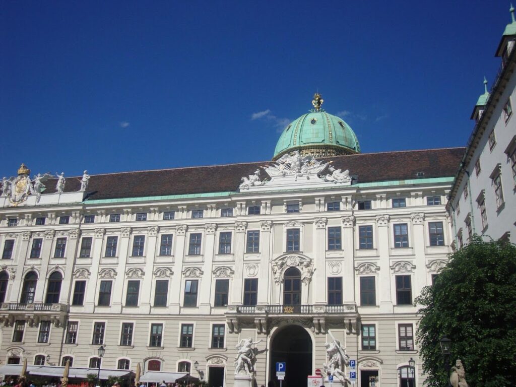 Winter Palace of Prince Eugene: A High-Baroque Urban Residence in Vienna 4 Winter Palace of Prince Eugene