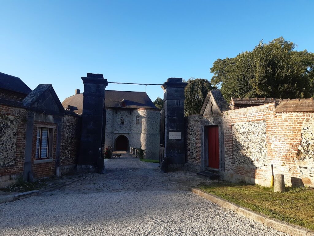 Château de Potelle: A Medieval Feudal Stronghold in France 5 Château de Potelle