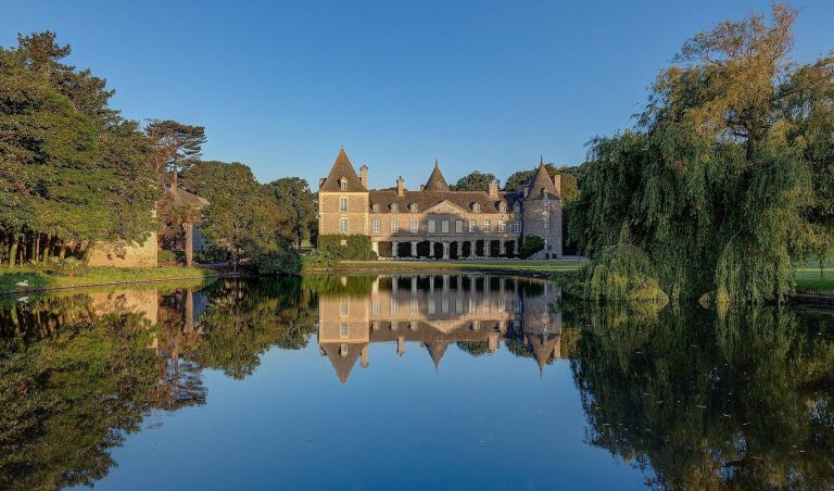 Château de Tocqueville: A Historic Family Manor in Normandy