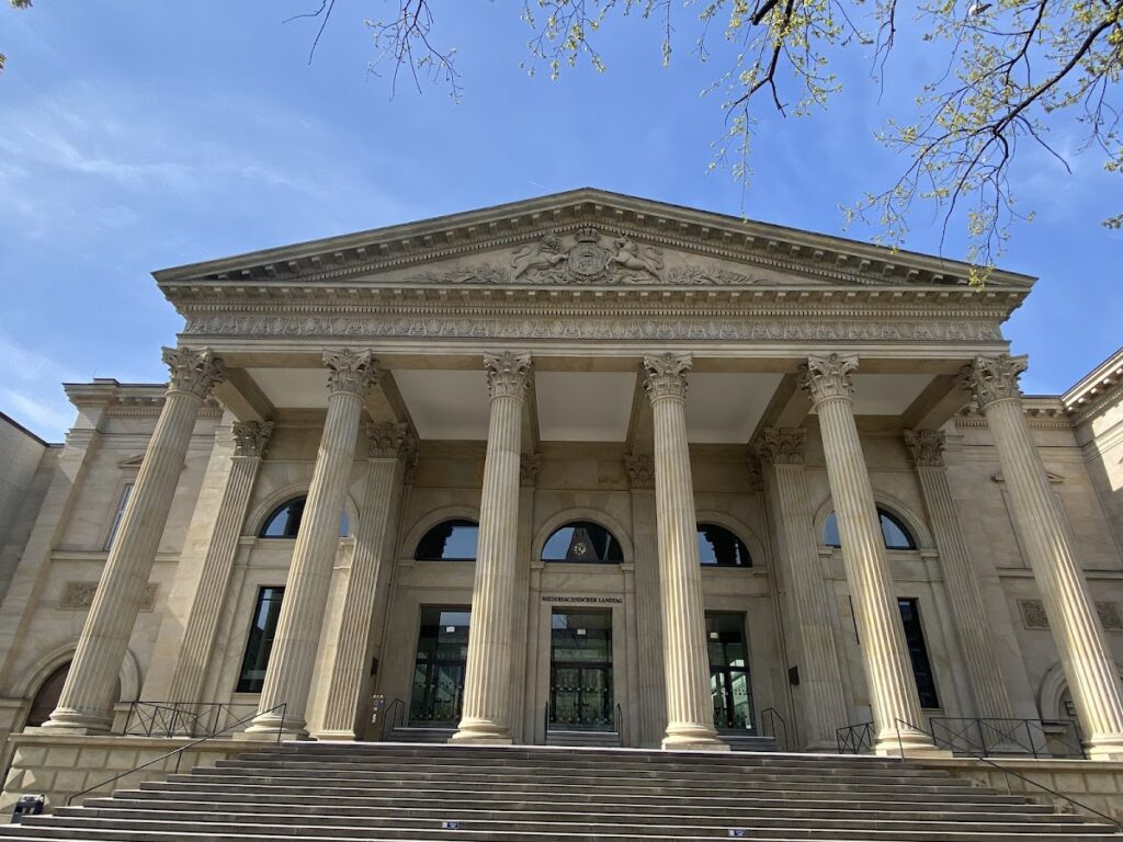 Leineschloss: A Welf Residence and Seat of the Lower Saxony Parliament 3 Leineschloss