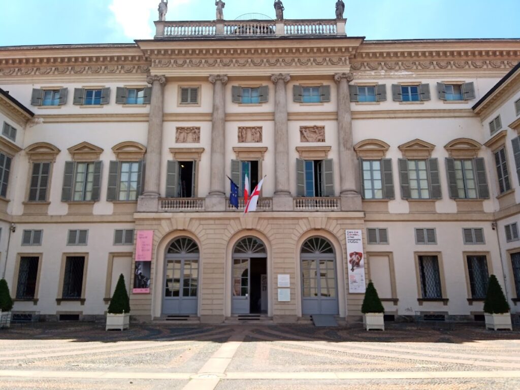 Royal Villa of Milan: A Neoclassical Residence and Gallery 4 Royal Villa of Milan