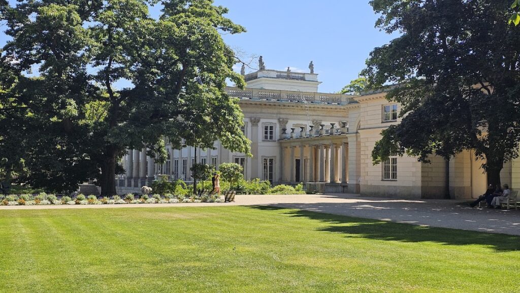 Łazienki Palace: A Royal Summer Residence in Warsaw 3 Łazienki Palace