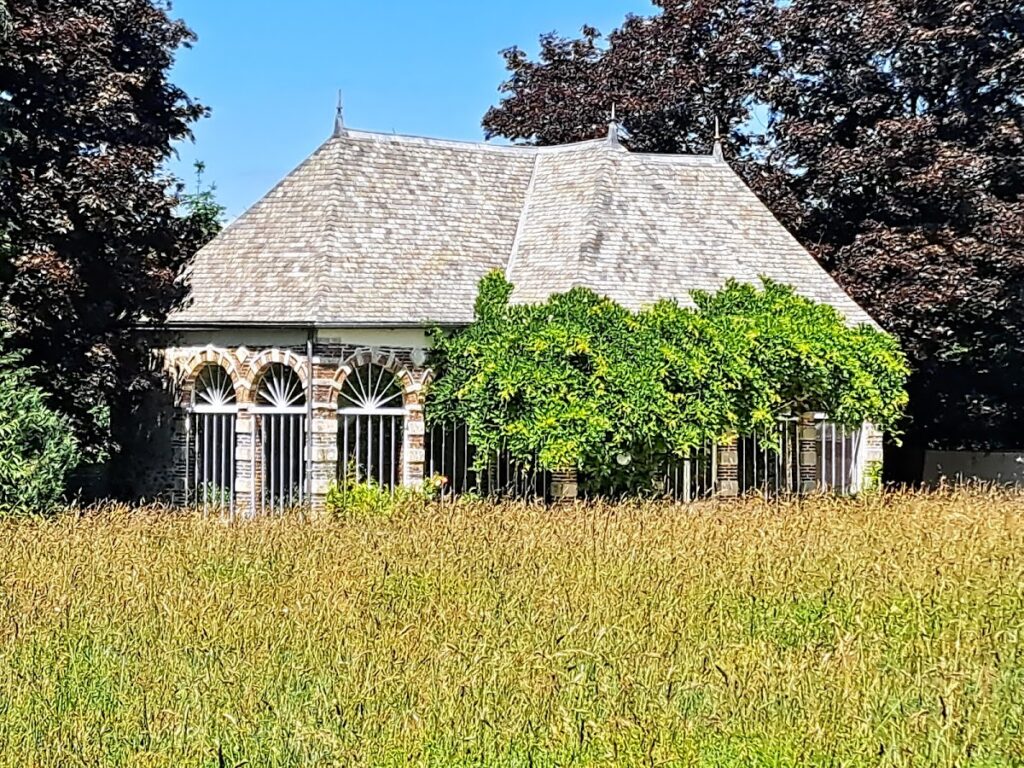 Château de la Motte-Husson: A Neo-Renaissance Estate in France 2 Château de la Motte-Husson