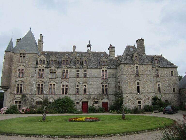 Château de Sotteville: A Historic Seigneurial Residence in France