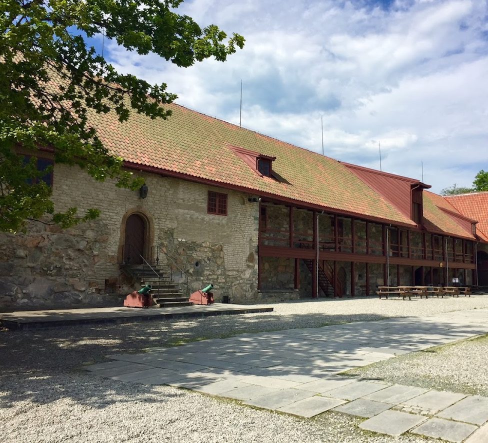 Archbishop's Palace, Trondheim: A Medieval Ecclesiastical and Royal Complex 3 Archbishop's Palace, Trondheim