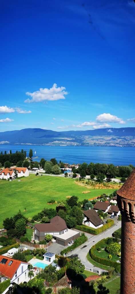 Chenaux Castle: A Savoyard Fortress and Administrative Seat in Switzerland 5 Chenaux Castle