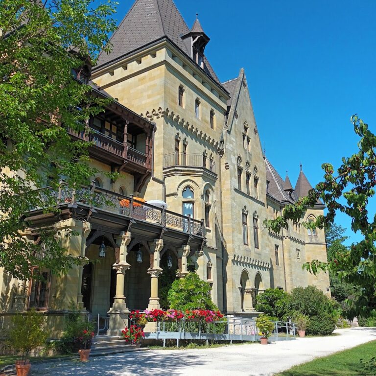 Schloss Cumberland: A Guelph Dynastic Residence in Austria