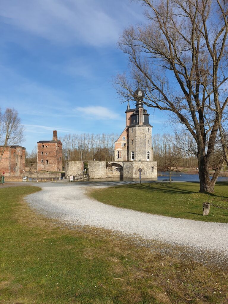 Havré Castle: A Medieval Fortress and Renaissance Residence in Belgium 2 Havré Castle