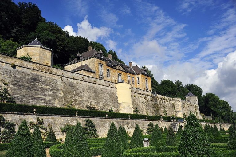 Château Neercanne: A Terraced Castle and Pleasure Palace in Maastricht