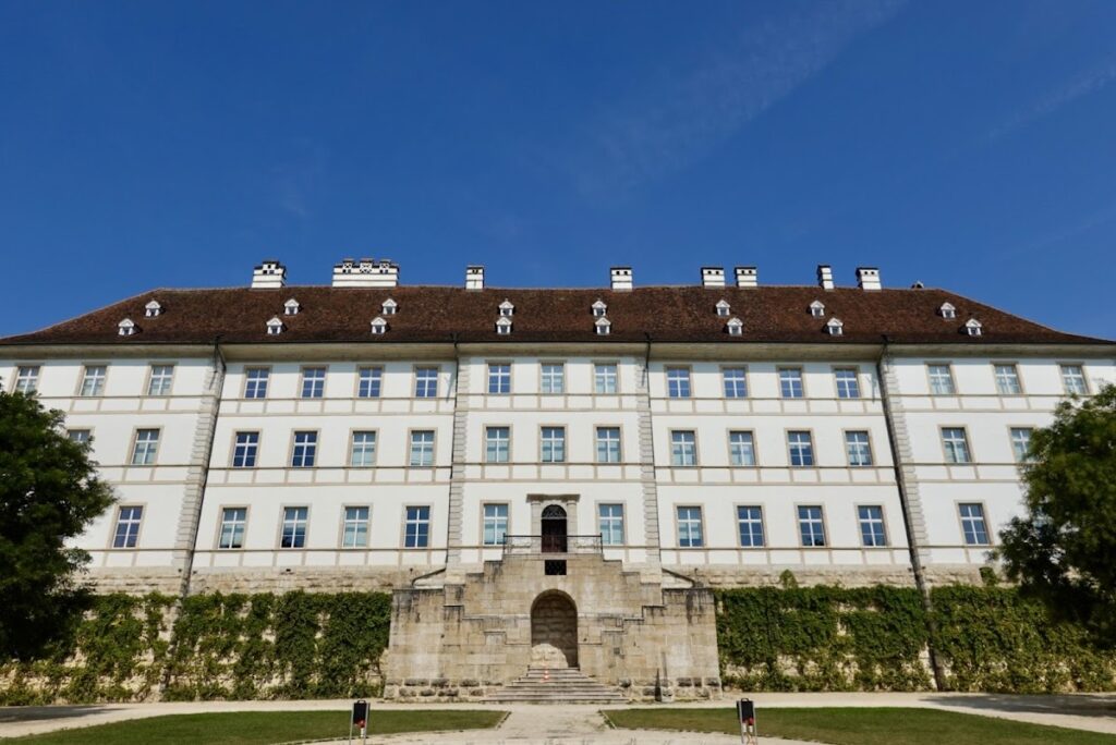 Prince-Bishops' Castle: A Baroque Administrative and Residential Complex in Delémont 3 Prince-Bishops' Castle