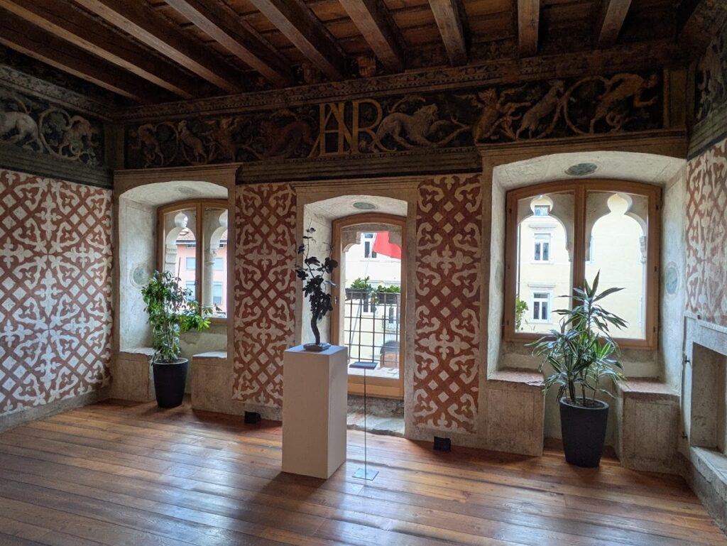 Palazzo Assessorile: A Medieval and Renaissance Palace in Cles, Italy 3 Palazzo Assessorile