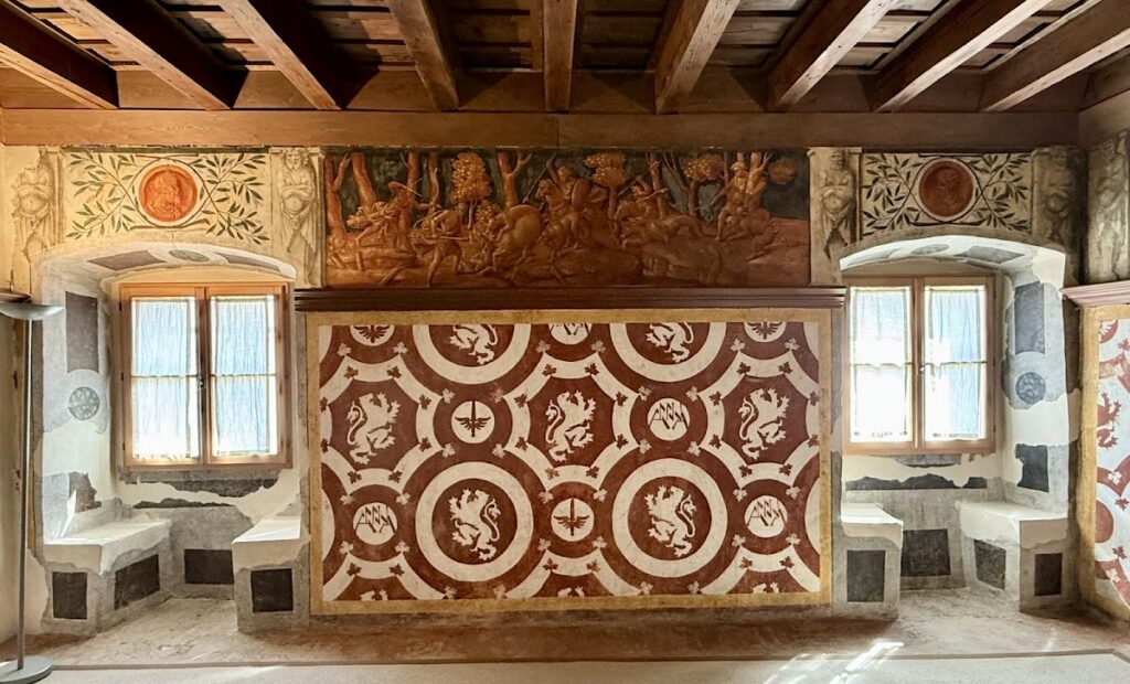 Palazzo Assessorile: A Medieval and Renaissance Palace in Cles, Italy 5 Palazzo Assessorile