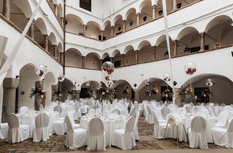 Schloss Amerang: A Medieval Castle and Renaissance Residence in Germany