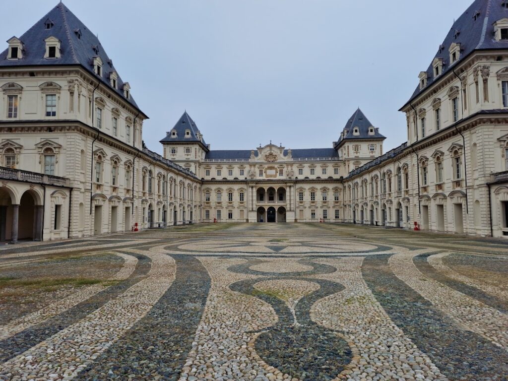 Castello del Valentino: A Savoy Residence and Seat of Turin’s Polytechnic University 1 Castello del Valentino