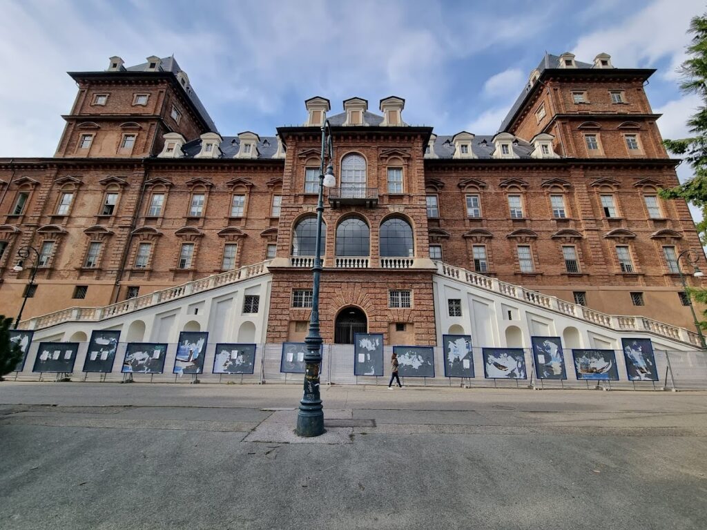Castello del Valentino: A Savoy Residence and Seat of Turin’s Polytechnic University 5 Castello del Valentino