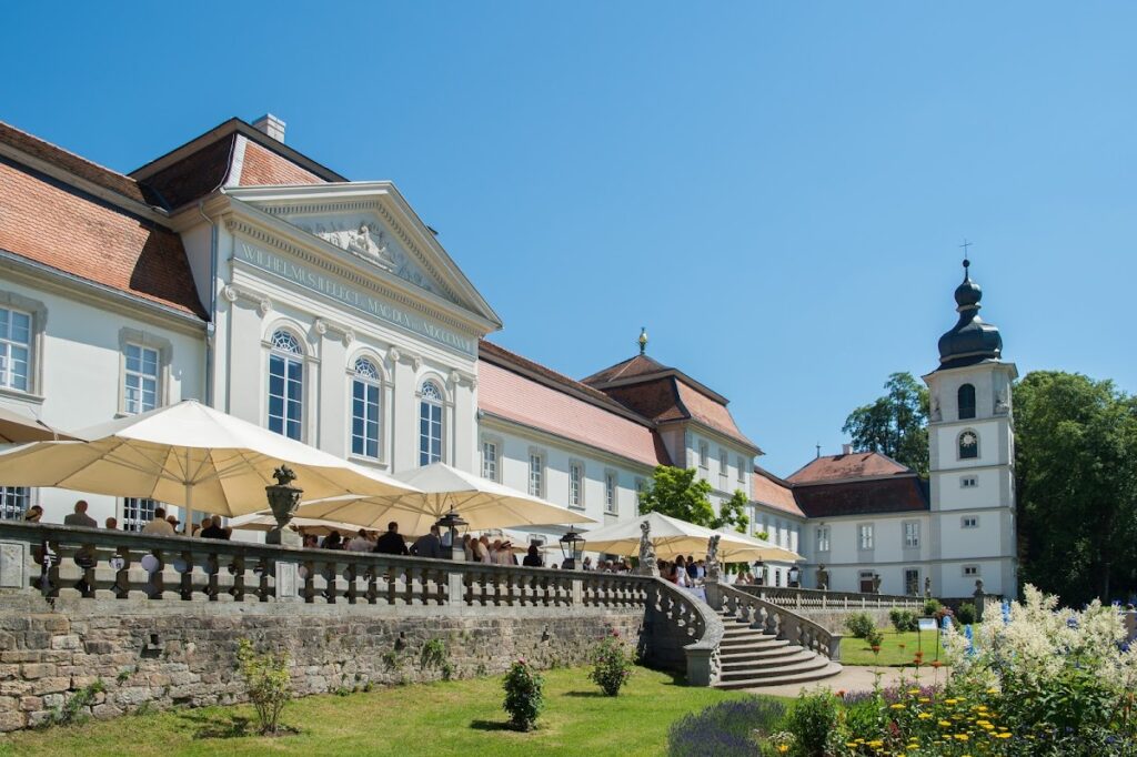 Schloss Fasanerie: A Baroque and Neoclassical Summer Palace in Germany 1 Schloss Fasanerie