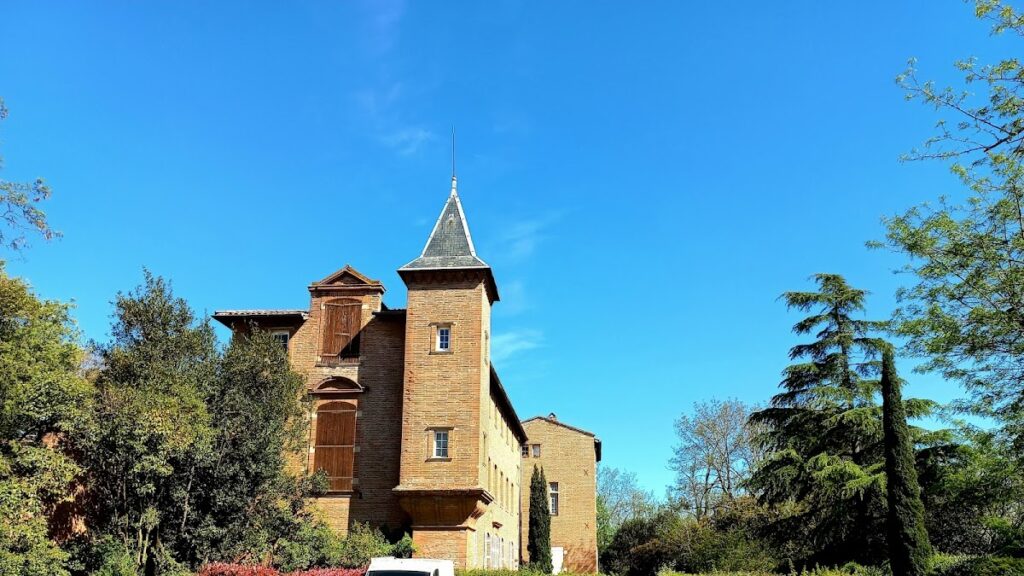 Château de la Cépière: A Historic Estate in Toulouse 1 Château de la Cépière