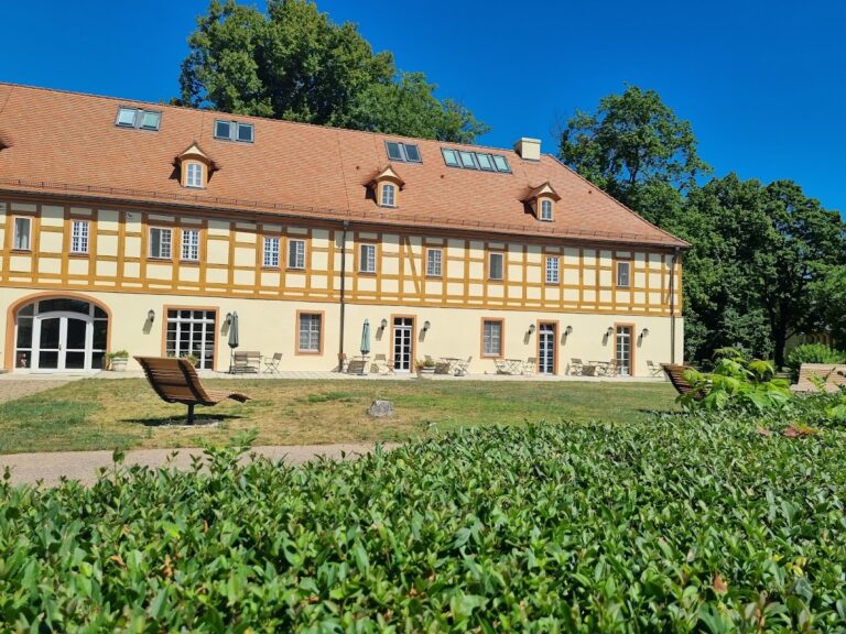Schloss Lübbenau: A Neoclassical Palace and Historic Lynar Estate in Germany