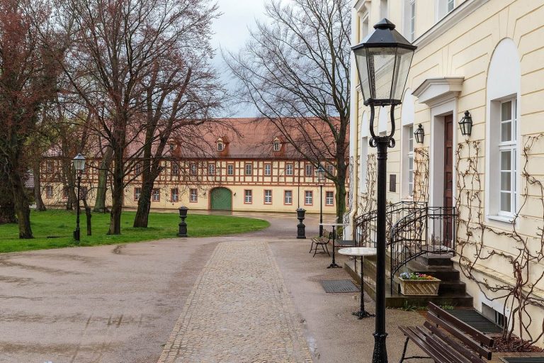 Schloss Lübbenau: A Neoclassical Palace and Historic Lynar Estate in Germany