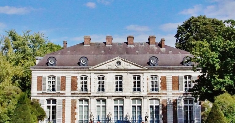Château du Vert-Bois: A French Classical Pleasure House in Bondues