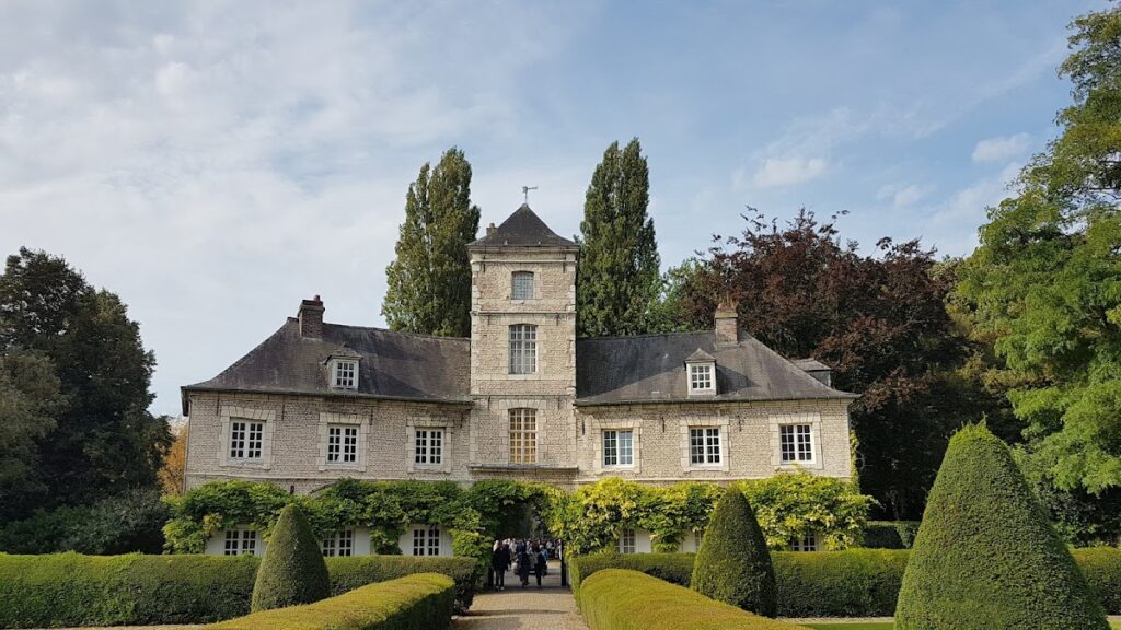 Château du Vert-Bois: A French Classical Pleasure House in Bondues 2 Château du Vert-Bois