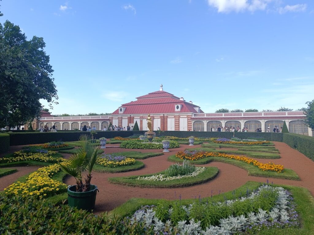 Monplaisir Palace: Peter the Great’s Seaside Residence in Russia 2 Monplaisir Palace