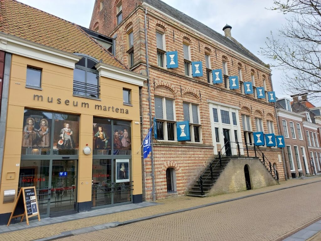 Martenahuis: A Fortified Frisian Estate in Franeker 2 Martenahuis