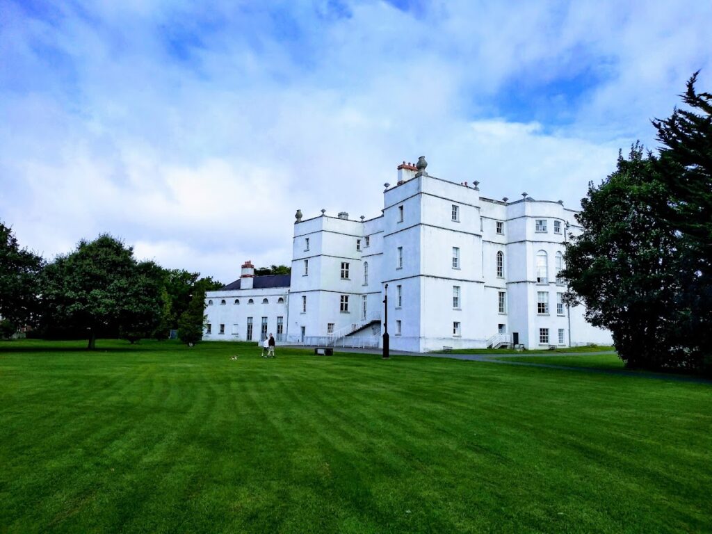 Rathfarnham Castle: A Sixteenth-Century Fortified House in Dublin 1 Rathfarnham Castle
