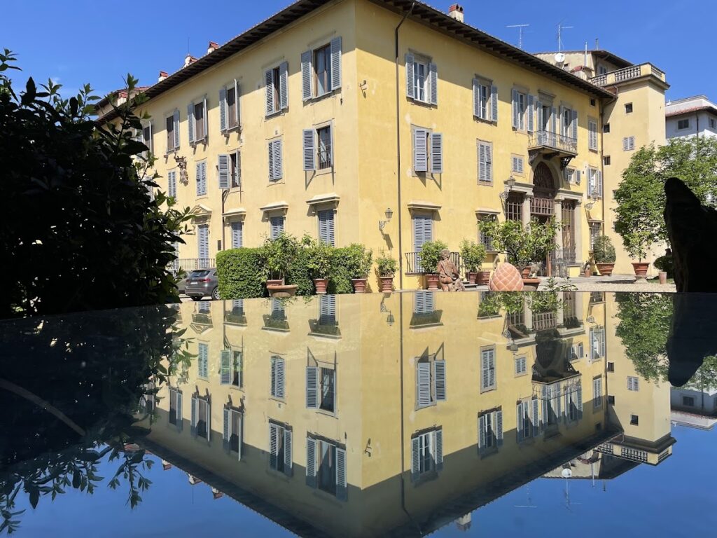 Palazzo Panciatichi Ximenes da Sangallo: A Renaissance Residence in Florence 1 Palazzo Panciatichi Ximenes da Sangallo