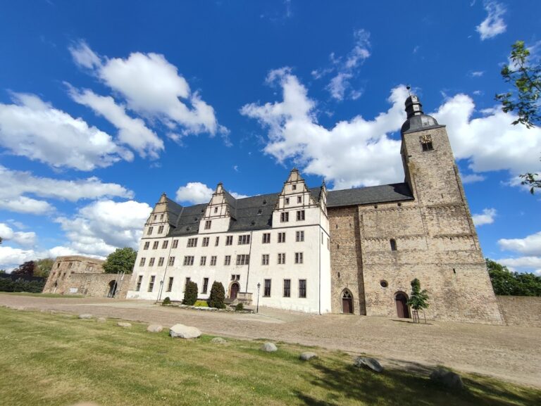 Schloss Leitzkau: A Medieval Collegiate Foundation Transformed into a Renaissance Castle